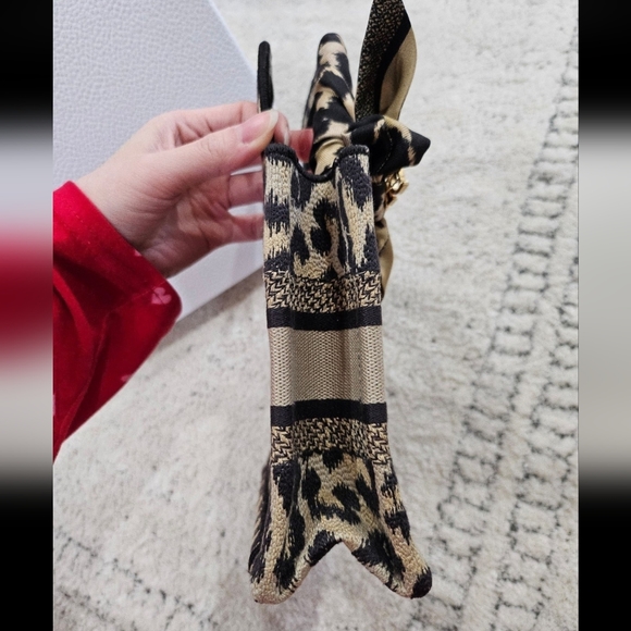 Christian Dior Mini Oblique Leopard Book Tote W/ Twilly And Pin - Picture 6 of 11